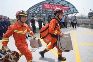 图片报：舒马赫接受15人全天候护理，专家称他很难康复